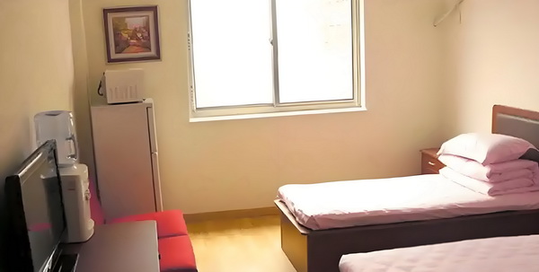 深圳办户口多少钱_重绘仙侠世界《凡人修仙传》开播 界凡人修仙最终获救