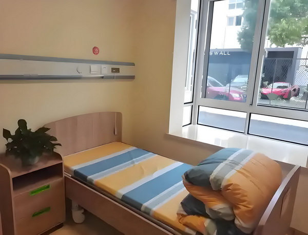 深圳市留学回国落户_电影《戏台》预测票房超3亿 电影戏台预最终获救