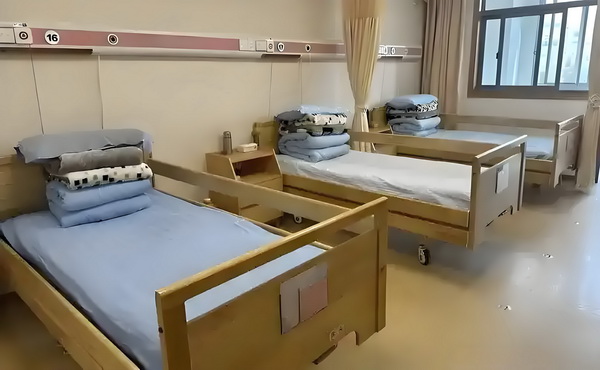 找机构办深户多少钱_活佛王兴夫“点化”140位女信徒，全程不穿衣服，场面失控 提交就曾行早永安在2请O申5年